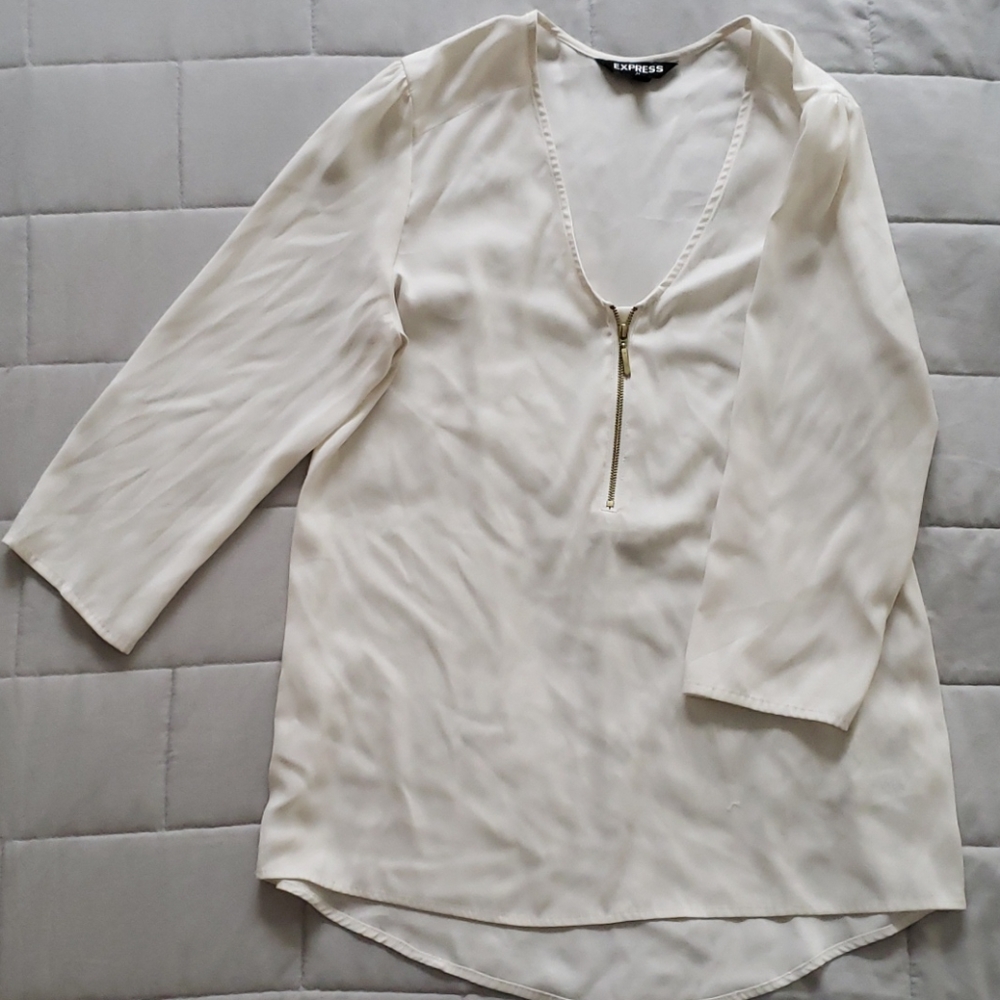Express 3/4 Sleeve Blouse